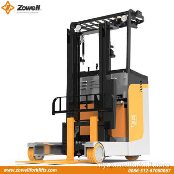 1.5t 1.8t Electric Reach Stacker Truck တွင် ရပ်နေသည်။